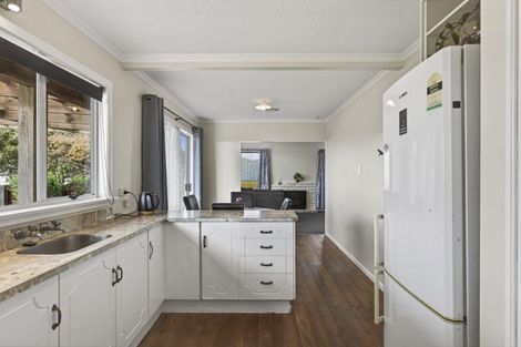 Photo of property in 55 Banks Street, Marfell, New Plymouth, 4310
