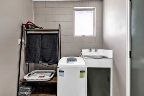 Photo of property in 16d Orlando Street, Stratford, 4332