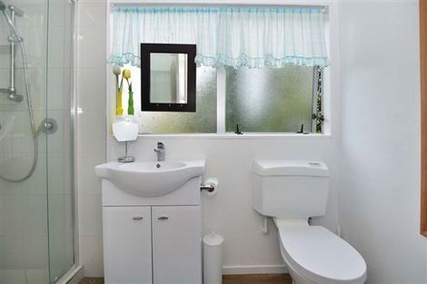 Photo of property in 7 Tacitus Place, Totara Vale, Auckland, 0629