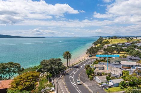 Photo of property in 1/9 Old Lake Road, Narrow Neck, Auckland, 0624