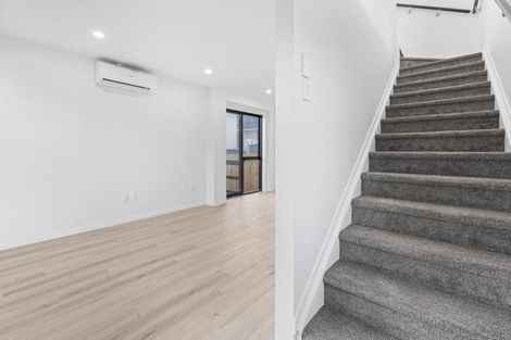 Photo of property in 15 Dreadon Road, Manurewa, Auckland, 2102
