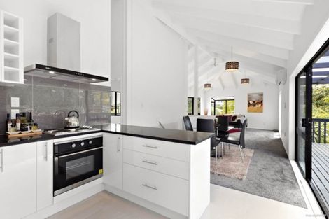Photo of property in 47 Sheridan Drive, New Lynn, Auckland, 0600