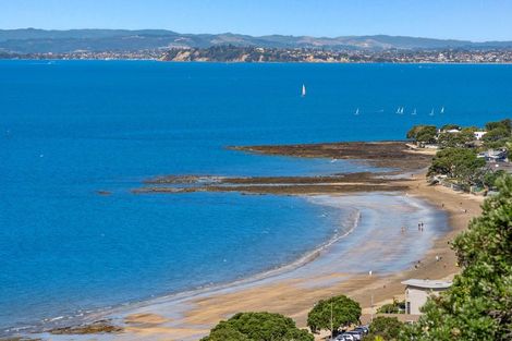 Photo of property in 11 Katui Street, Castor Bay, Auckland, 0620