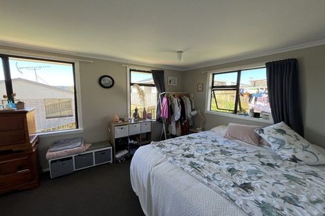 Photo of property in 52 Piko Street, Titahi Bay, Porirua, 5022