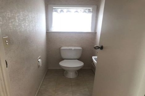 Photo of property in 4 Meadowvale Avenue, Forrest Hill, Auckland, 0620