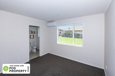 Photo of property in 2 Maru Lane, Te Kamo, Whangarei, 0112