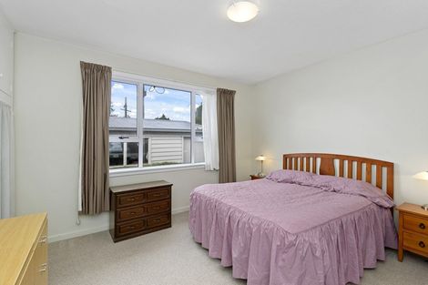 Photo of property in 51 Cutts Road, Russley, Christchurch, 8042