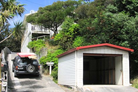 Photo of property in 3/61 Severn Street, Island Bay, Wellington, 6023