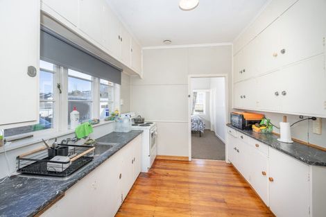 Photo of property in 15 Carey Street, Maeroa, Hamilton, 3200