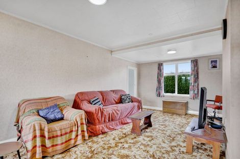 Photo of property in 25 Galt Street, Hawera, 4610