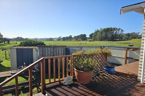 Photo of property in 56 Herbert Street, Eketahuna, 4900