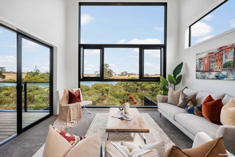 Photo of property in 58 Fort Lincoln Loop, Karaka, Papakura, 2113