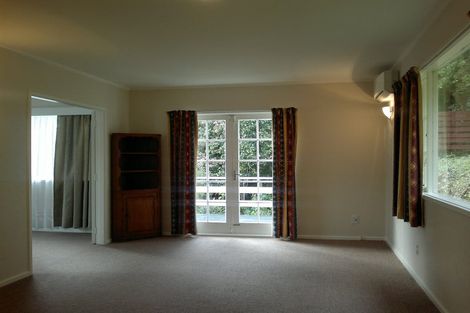 Photo of property in 31 Woodhouse Avenue, Karori, Wellington, 6012