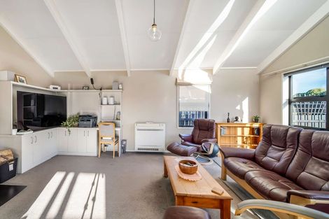 Photo of property in 11 Swift Street, South Hill, Oamaru, 9400