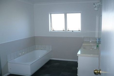 Photo of property in 5 Ridgeway Road, Pukekohe, 2120