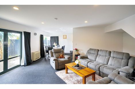 Photo of property in 16 Macaulay Street, Addington, Christchurch, 8024