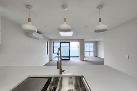 Photo of property in 148u8 Evans Bay Parade, Roseneath, Wellington, 6021