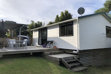 Photo of property in 42a Matipo Road, Mairangi Bay, Auckland, 0630
