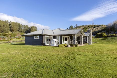 Photo of property in 7 Lochinvar Lane, Acacia Bay, Taupo, 3385