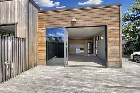 Photo of property in 1/22 Pascal Street, Palmerston North, 4410