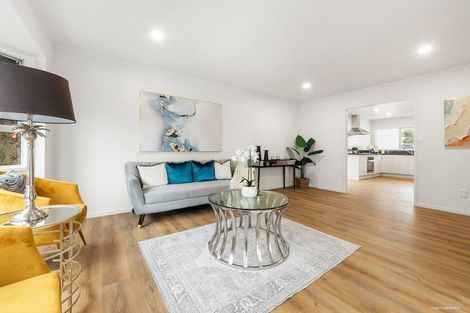 Photo of property in 1 Pahi Place, West Harbour, Auckland, 0618