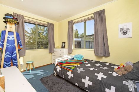 Photo of property in 85 Gloria Avenue, Te Atatu Peninsula, Auckland, 0610