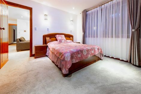 Photo of property in 12 Fairhill Place, Flat Bush, Auckland, 2016