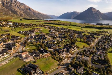 Photo of property in 11 Rannoch Drive, Jacks Point, Queenstown, 9371