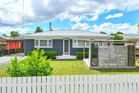 Photo of property in 1/32 King Edward Avenue, Papakura, 2110