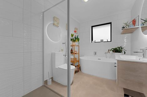 Photo of property in 100 Hitchen Road, Pokeno, 2402