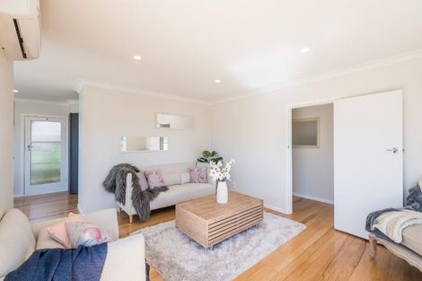 Photo of property in 7a Tawa Street, Waikanae, 5036