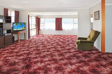 Photo of property in 12 Roore Street, Foxton Beach, Foxton, 4815