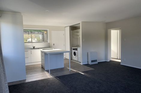 Photo of property in 137a Newlands Road, Newlands, Wellington, 6037