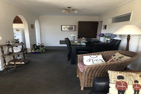 Photo of property in 2/54 Aorangi Road, Bryndwr, Christchurch, 8053