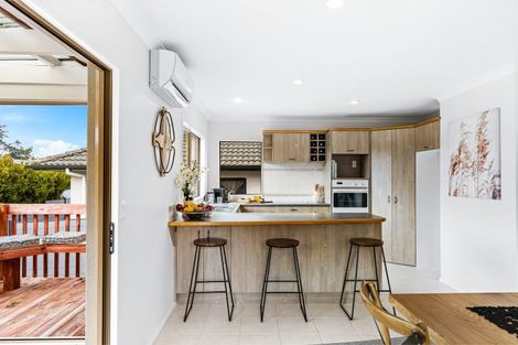 Photo of property in 5 Pyrite Street, Westgate, Auckland, 0614