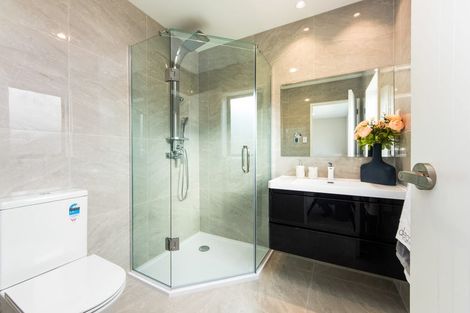 Photo of property in 19 Thomas Rielly Avenue, Hobsonville, Auckland, 0616