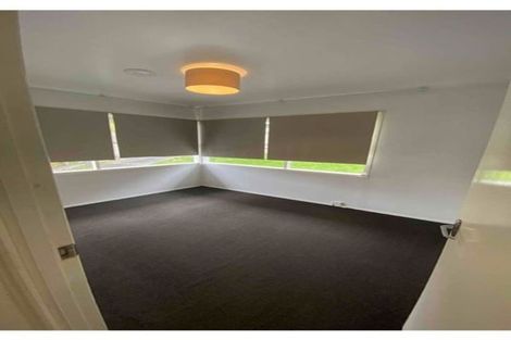 Photo of property in 443 Don Buck Road, Massey, Auckland, 0614