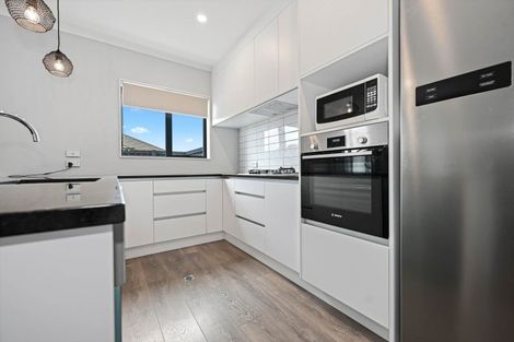 Photo of property in 10/15u Onukutara Place, Huntington, Hamilton, 3281