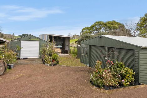 Photo of property in 102a Morley Road, Waiuku, 2681