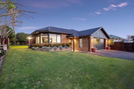 Photo of property in 125 Russley Drive, Mount Maunganui, 3116