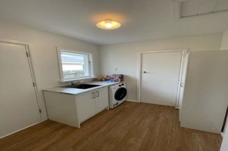 Photo of property in 32 Tintern Avenue, Avonhead, Christchurch, 8042