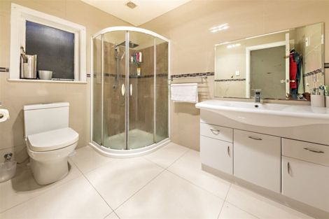 Photo of property in 49 Christmas Road, Manurewa, Auckland, 2102