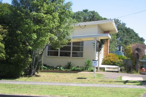 Photo of property in 3/27b Balmain Road, Birkenhead, Auckland, 0626