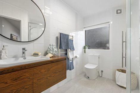 Photo of property in 3 Laingfield Terrace, Laingholm, Auckland, 0604