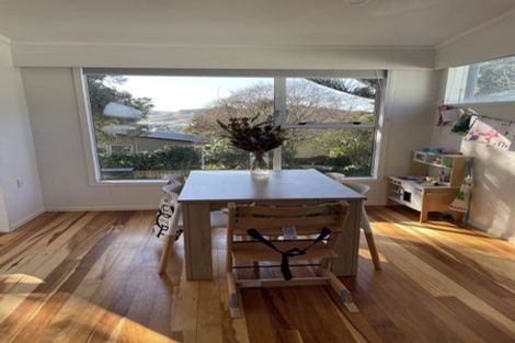 Photo of property in 4 Chorley Grove, Churton Park, Wellington, 6037