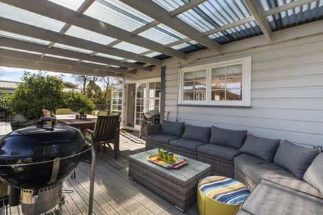 Photo of property in 1 Puriri Road, Pukekohe, 2120