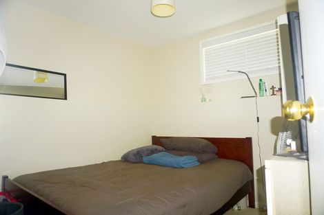 Photo of property in 55 Gatman Street, Birkdale, Auckland, 0626