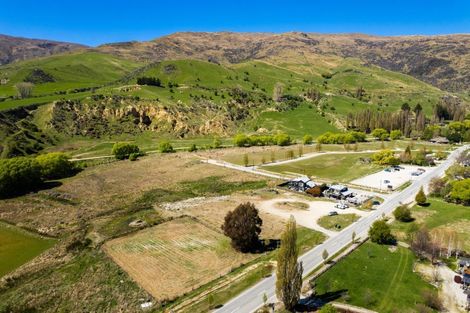 Photo of property in 5 Cardrona Valley Road, Wanaka, 9305