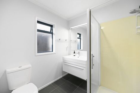 Photo of property in 18 Trauzer Place, Flagstaff, Hamilton, 3210
