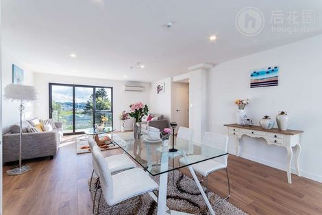 Photo of property in 5 Lilac Lane, Oteha, Auckland, 0632